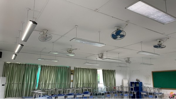 為什么要選擇華輝教育照明led護(hù)眼教室燈具進(jìn)行教室照明改造？