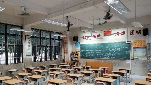 學校如何做好防控青少年近視工作？華輝來支招~